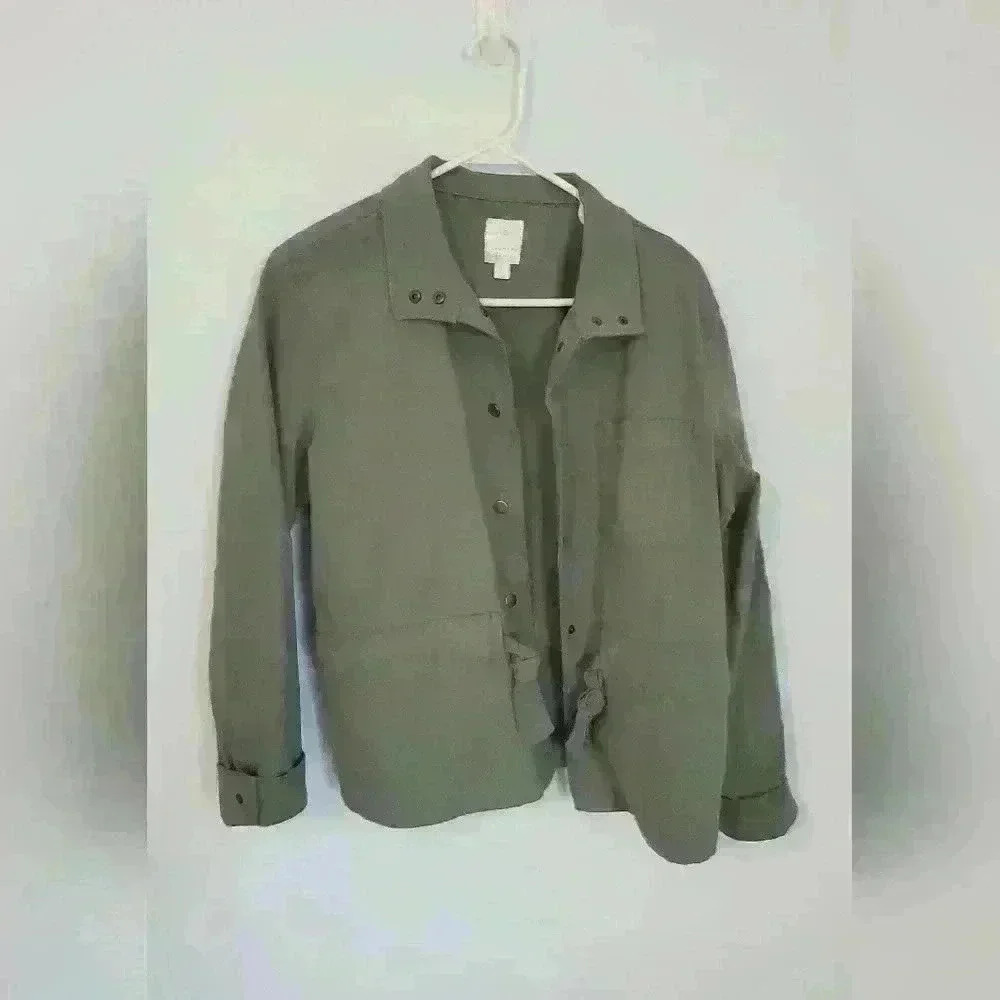 Lauren Conrad jacket size large-- NWOT